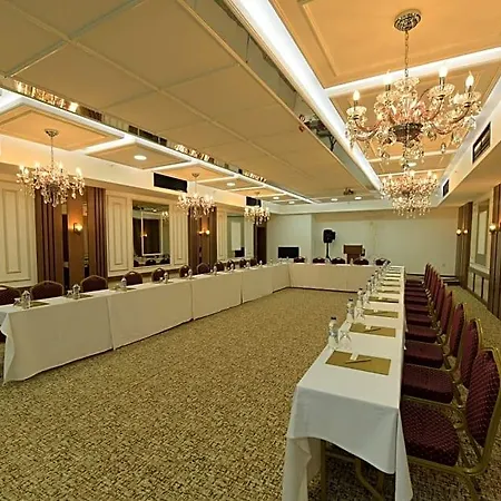 Nadir Business Hotel 3*